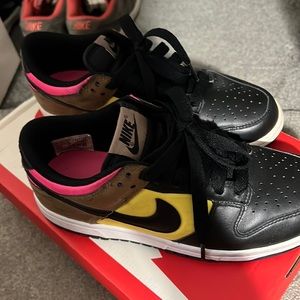 Nike dunk low